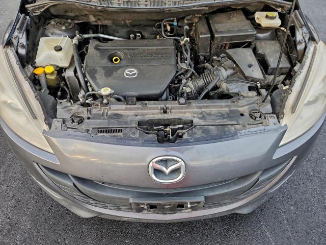 Mazda 5 Sport Image 12