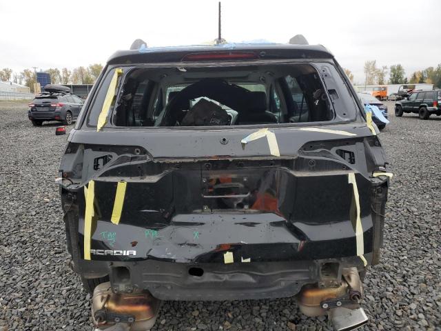 GMC Acadia Denali Image 12