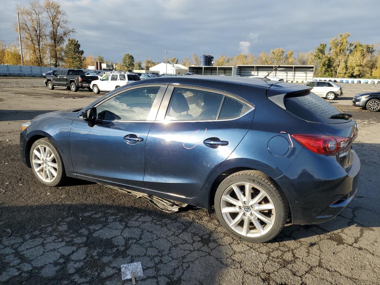 Mazda 3 Touring Image 4