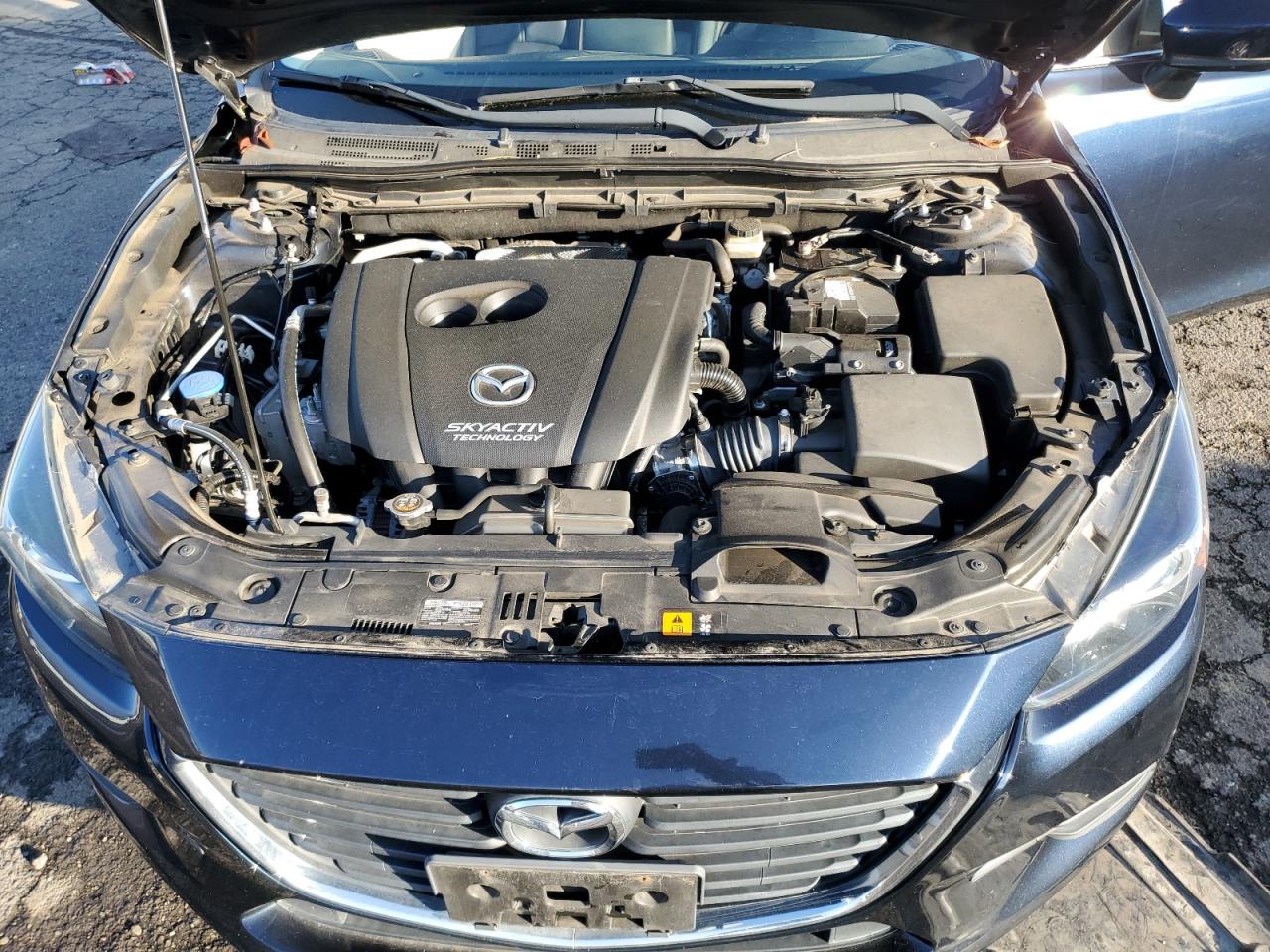 Mazda 3 Touring Image 6