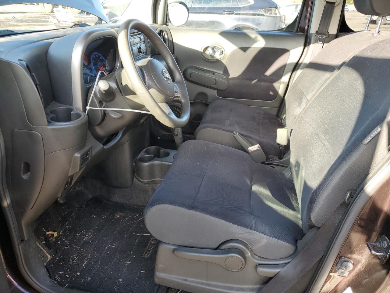 Nissan cube Base Image 9