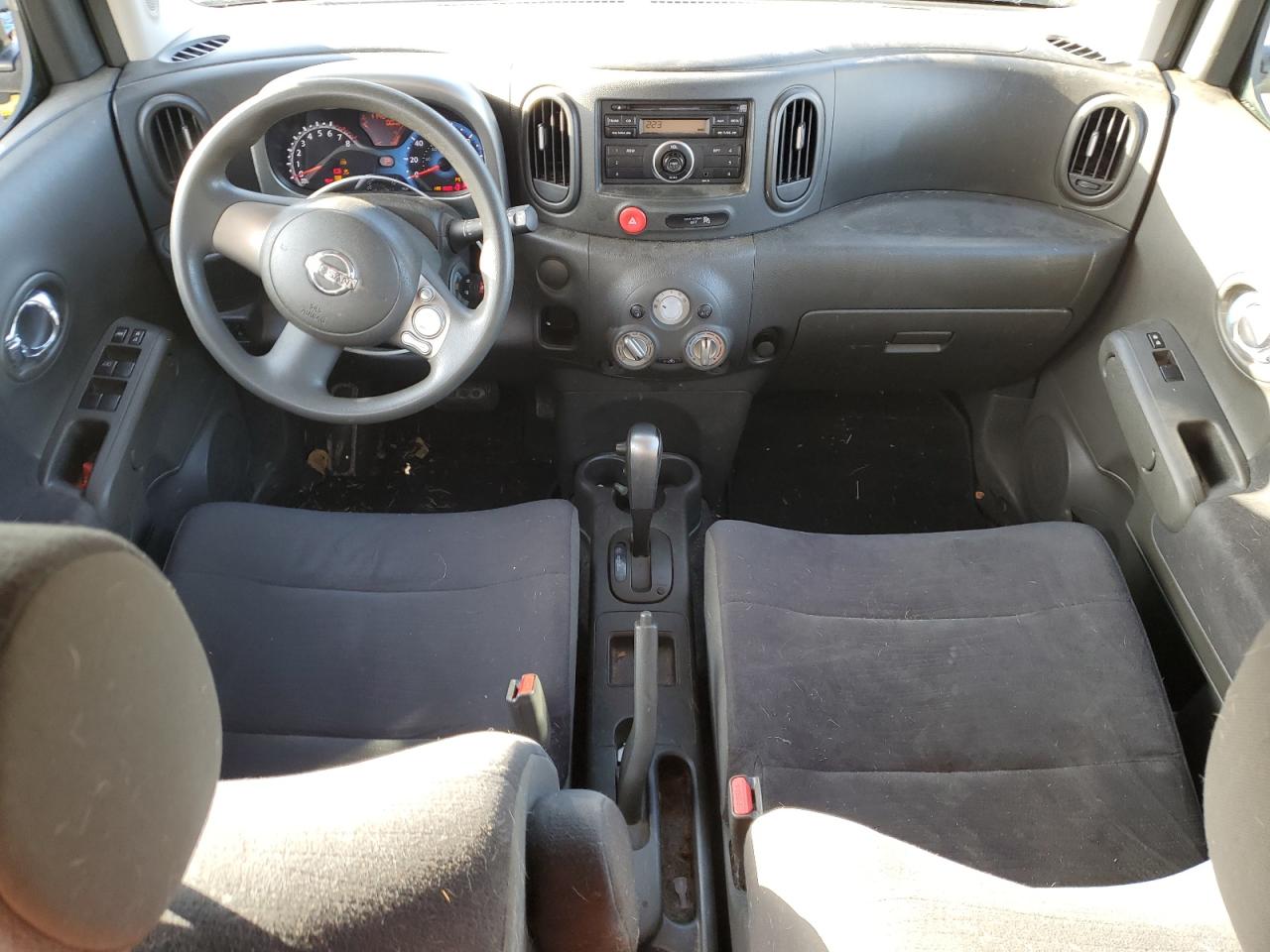 Nissan cube Base Image 3