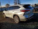 Toyota Highlander Hybrid Platinum Image 8