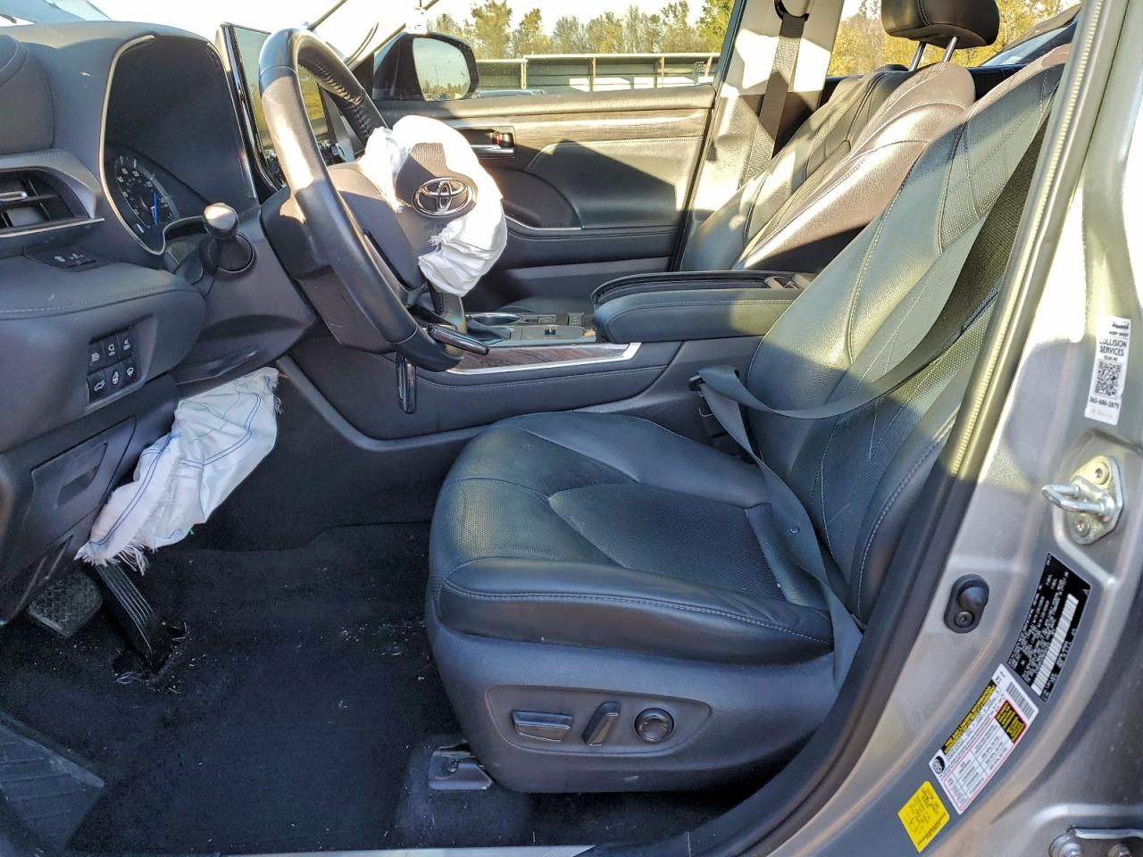 Toyota Highlander Hybrid Platinum Image 10