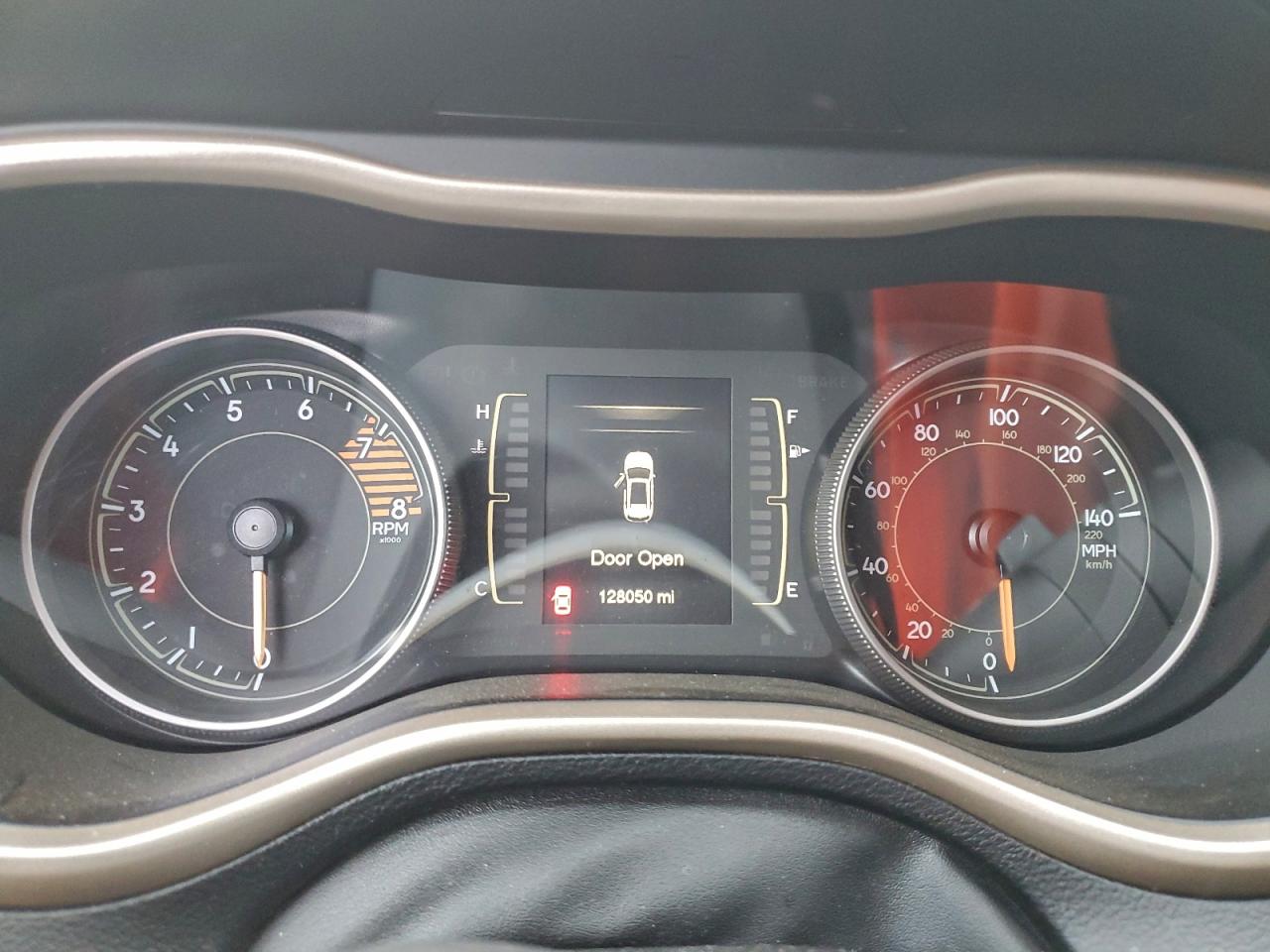 Jeep Grand Cherokee Latitude Image 7