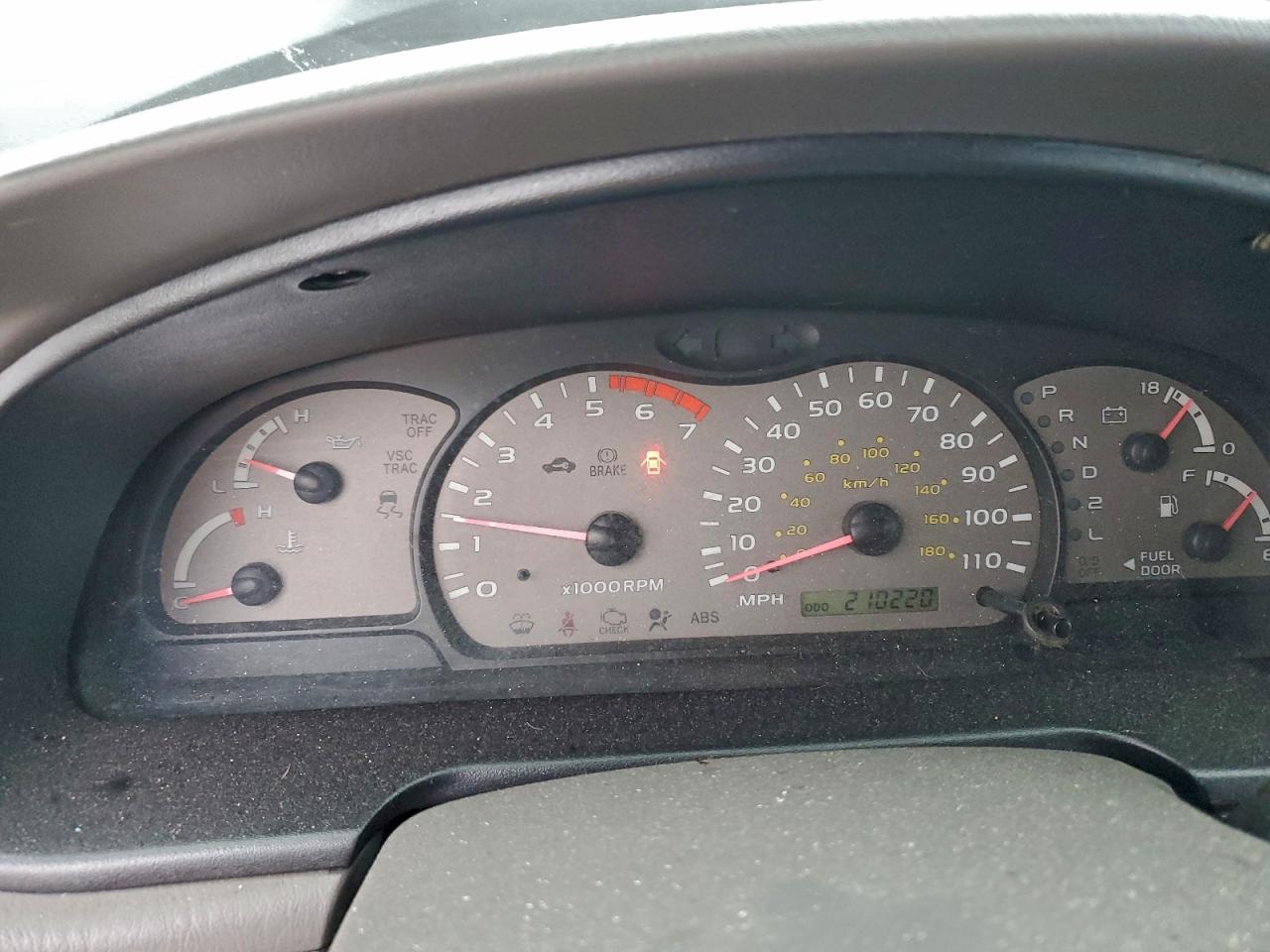 Toyota Sequoia Sr5 Image 11