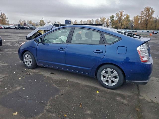 Toyota Prius Image 8