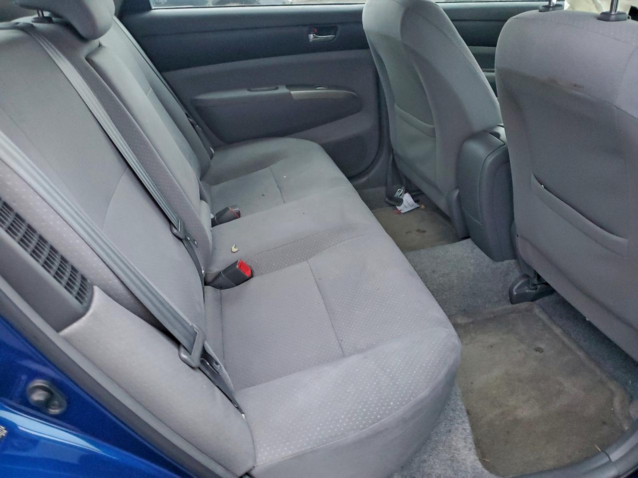 Toyota Prius Image 12