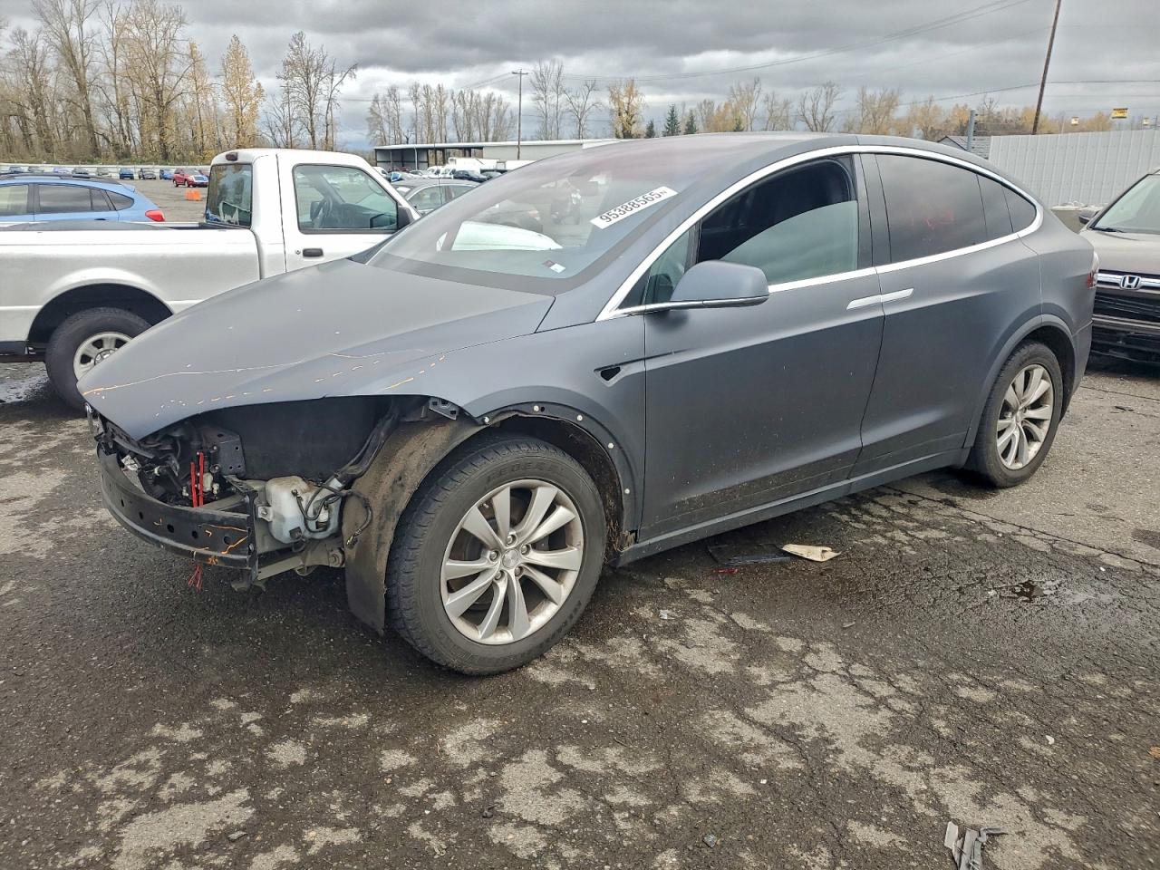 Tesla Model X Image 1