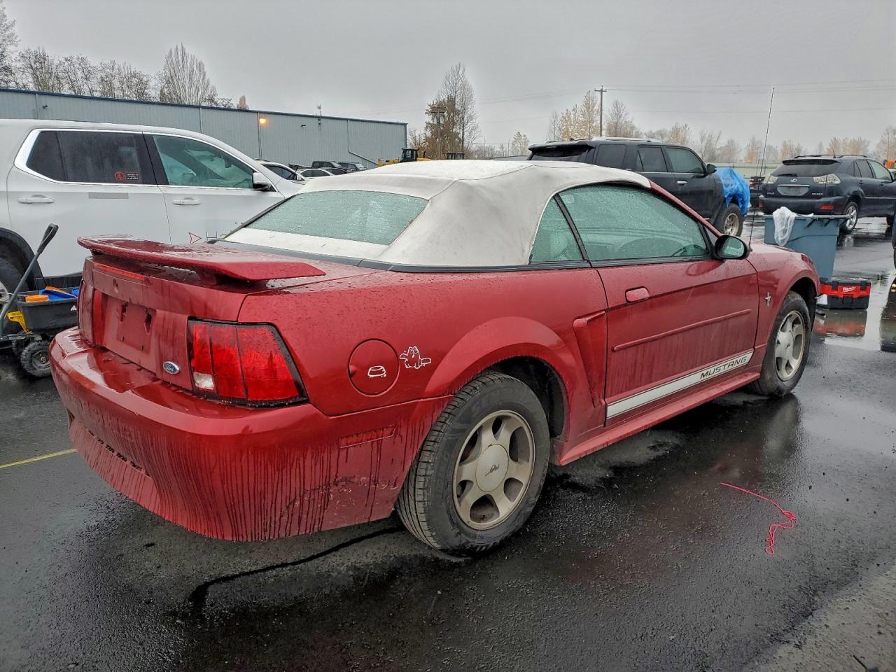 Ford Mustang Image 13