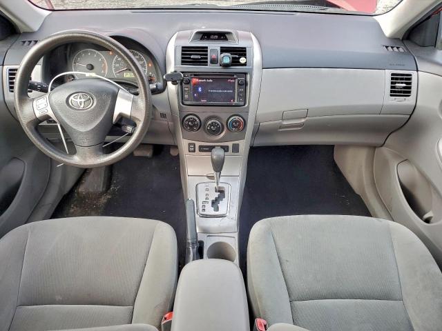 Toyota Corolla Base Image 3