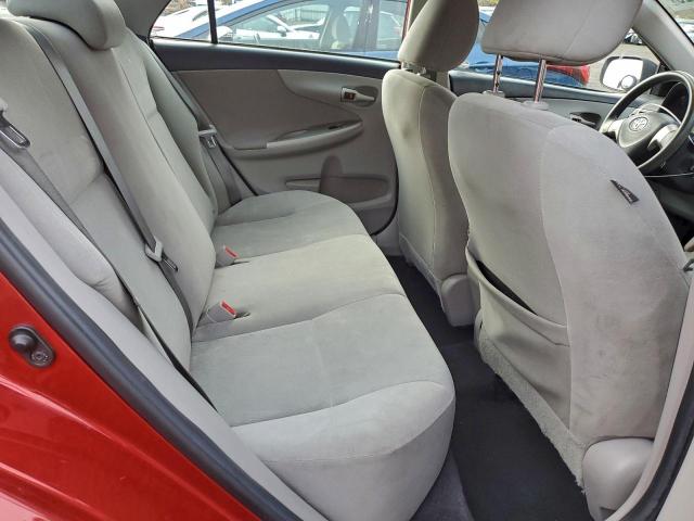 Toyota Corolla Base Image 7