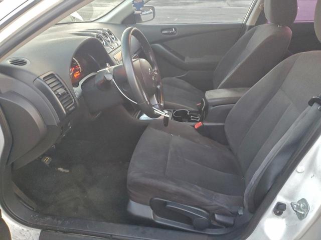 Nissan Altima Base Image 3