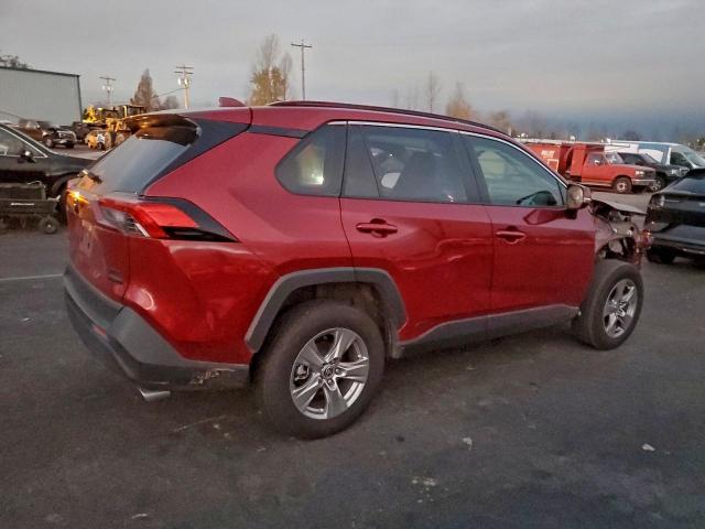 Toyota RAV4 Xle Image 3