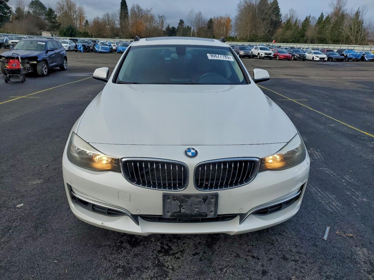 BMW 3 Series Xigt Sulev Image 6