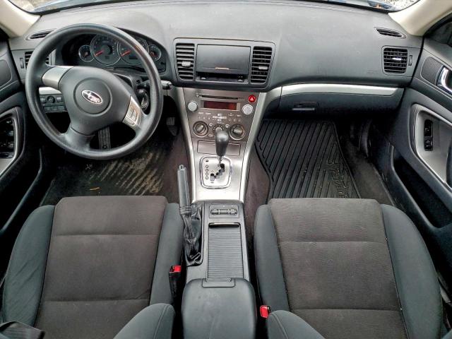 Subaru Outback 2.5i Image 11