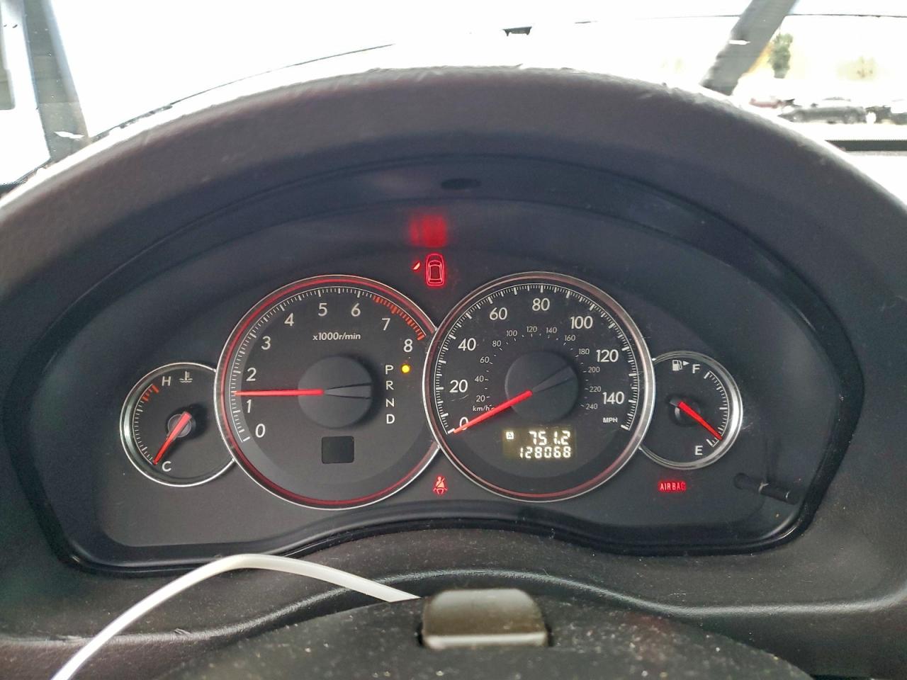 Subaru Outback 2.5i Image 9