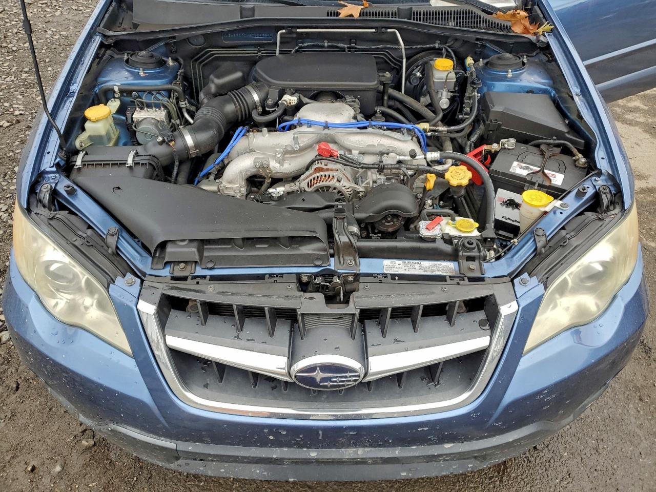 Subaru Outback 2.5i Image 6