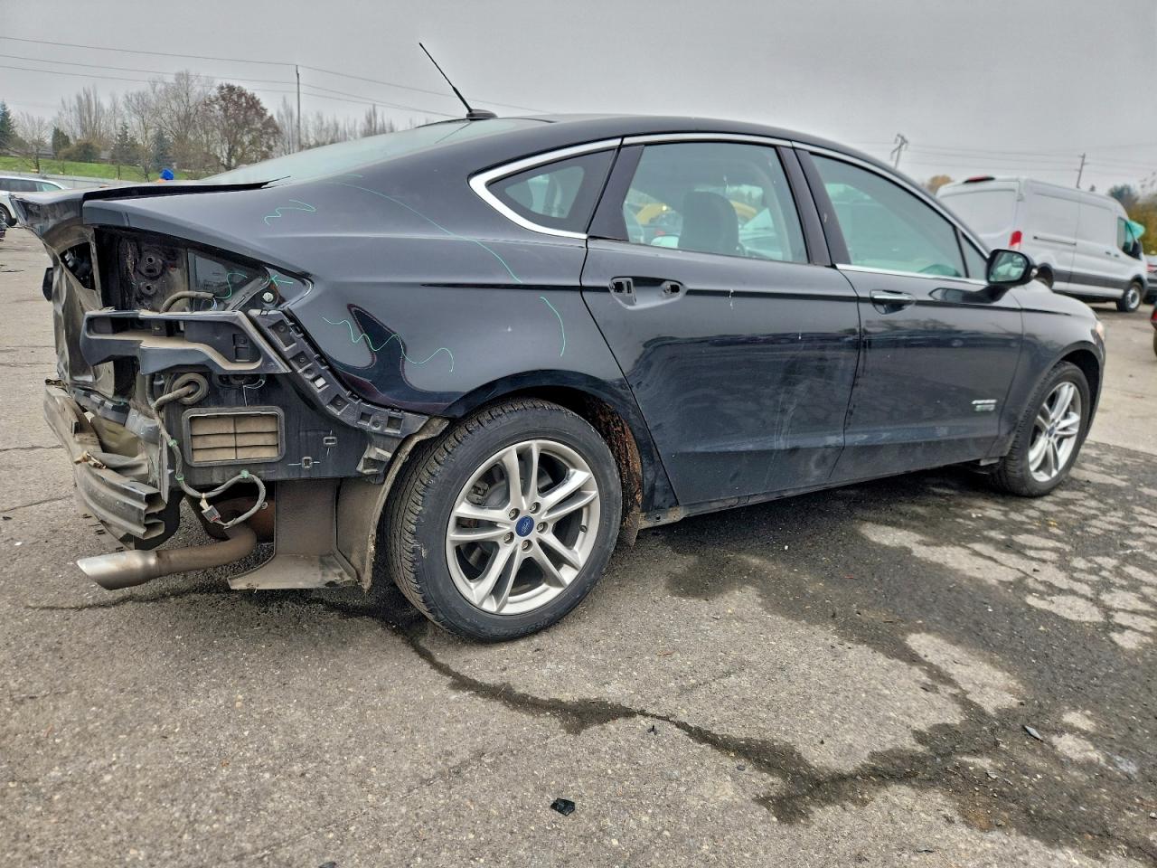 Ford Fusion Titanium Phev Image 10