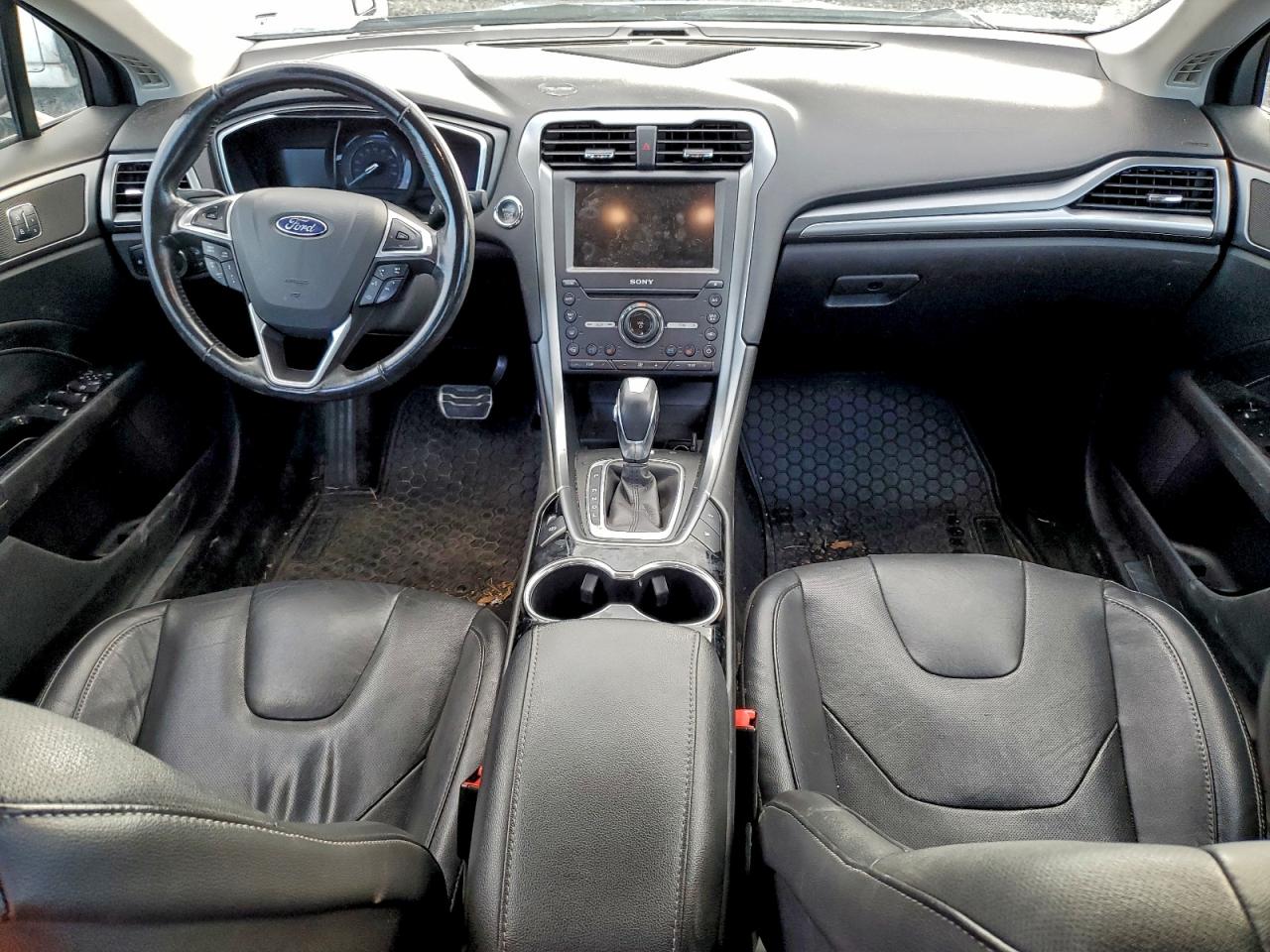 Ford Fusion Titanium Phev Image 9