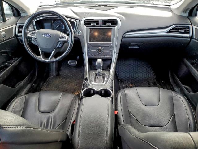 Ford Fusion Titanium Phev Image 9