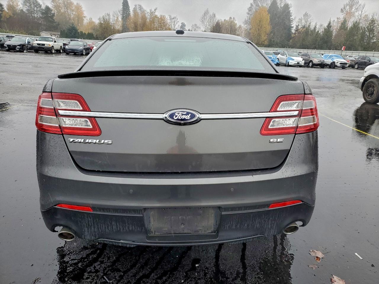 Ford Taurus Sel Image 11