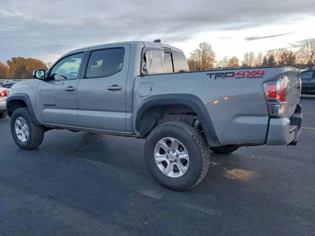 Toyota Tacoma Double Cab Image 6