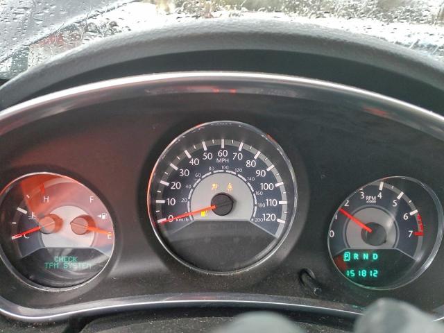 Chrysler 200 Limited Image 9