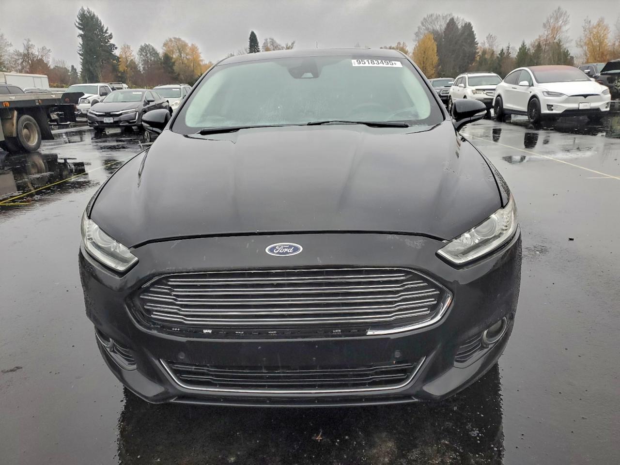 Ford Fusion Se Phev Image 3
