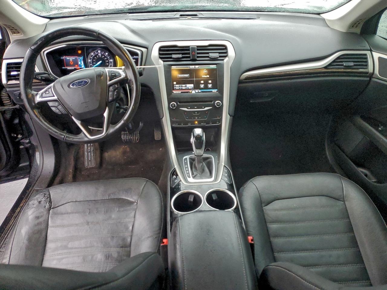 Ford Fusion Se Phev Image 8