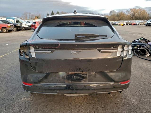 Ford Mustang Gt Image 2