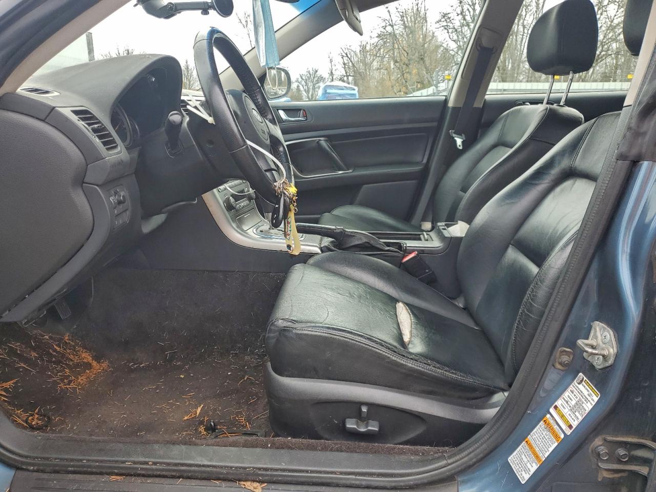 Subaru Legacy Outback 2.5i Limited Image 8