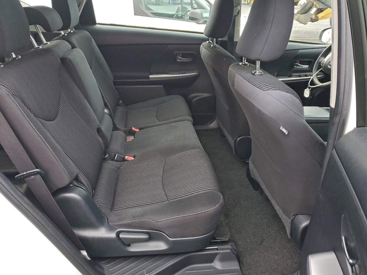 Toyota Prius Image 3