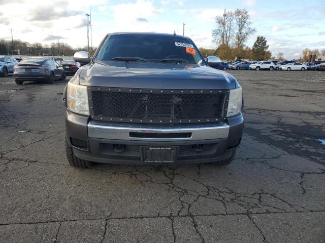 Chevrolet Silverado K1500 Lt Image 11