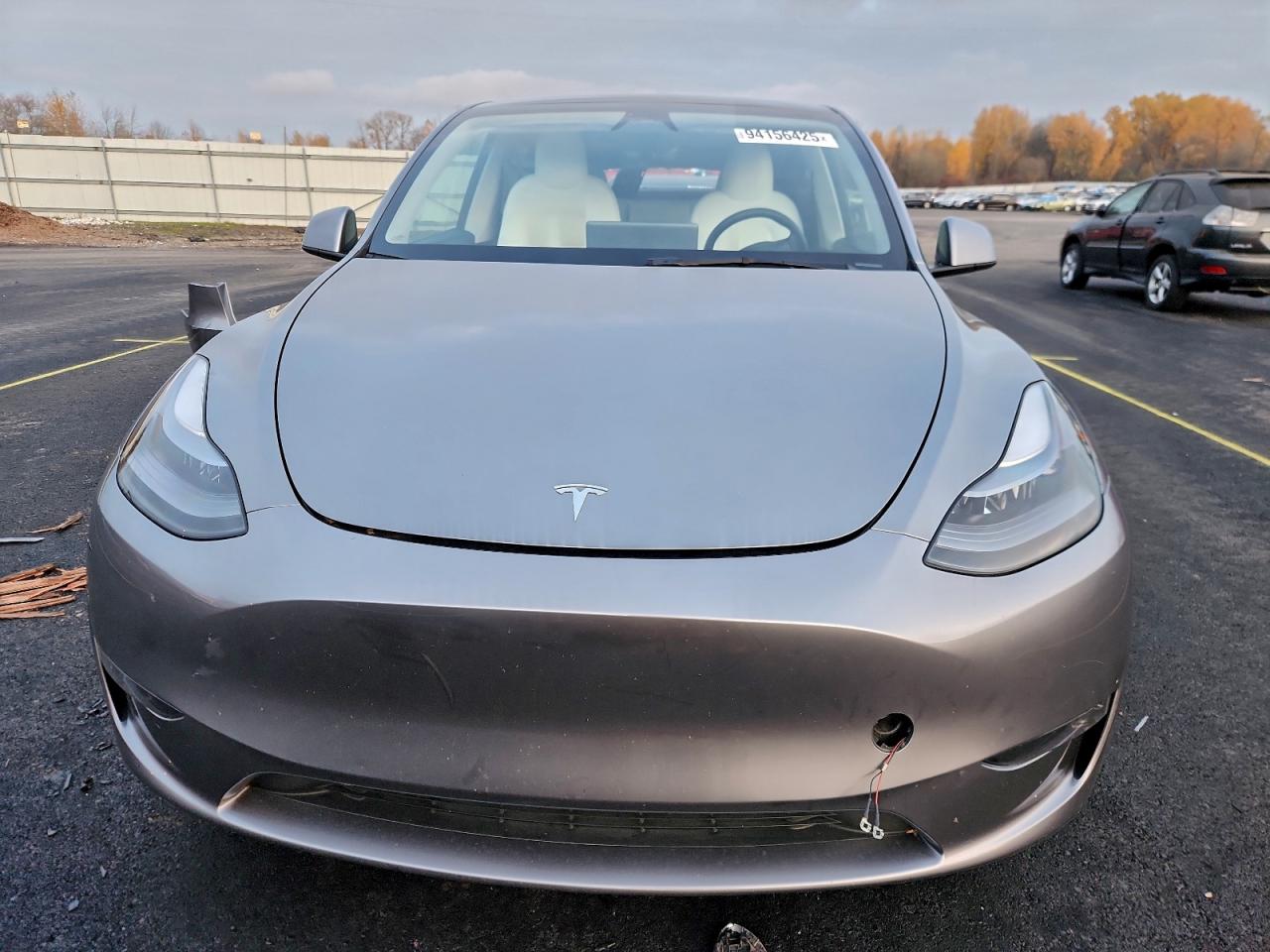 Tesla Model Y Image 8