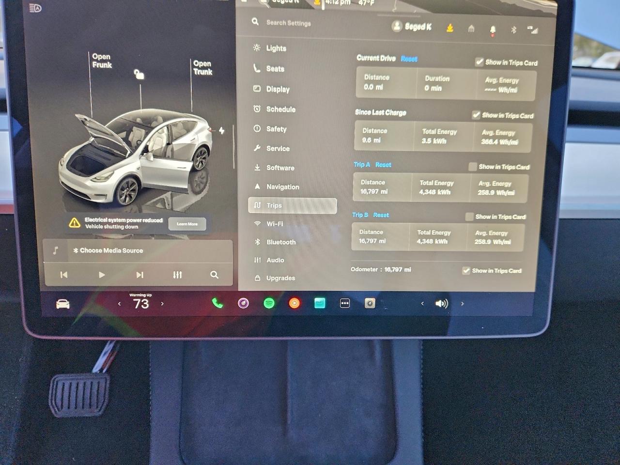 Tesla Model Y Image 12