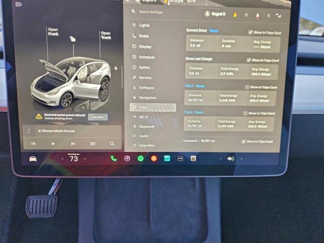 Tesla Model Y Image 12