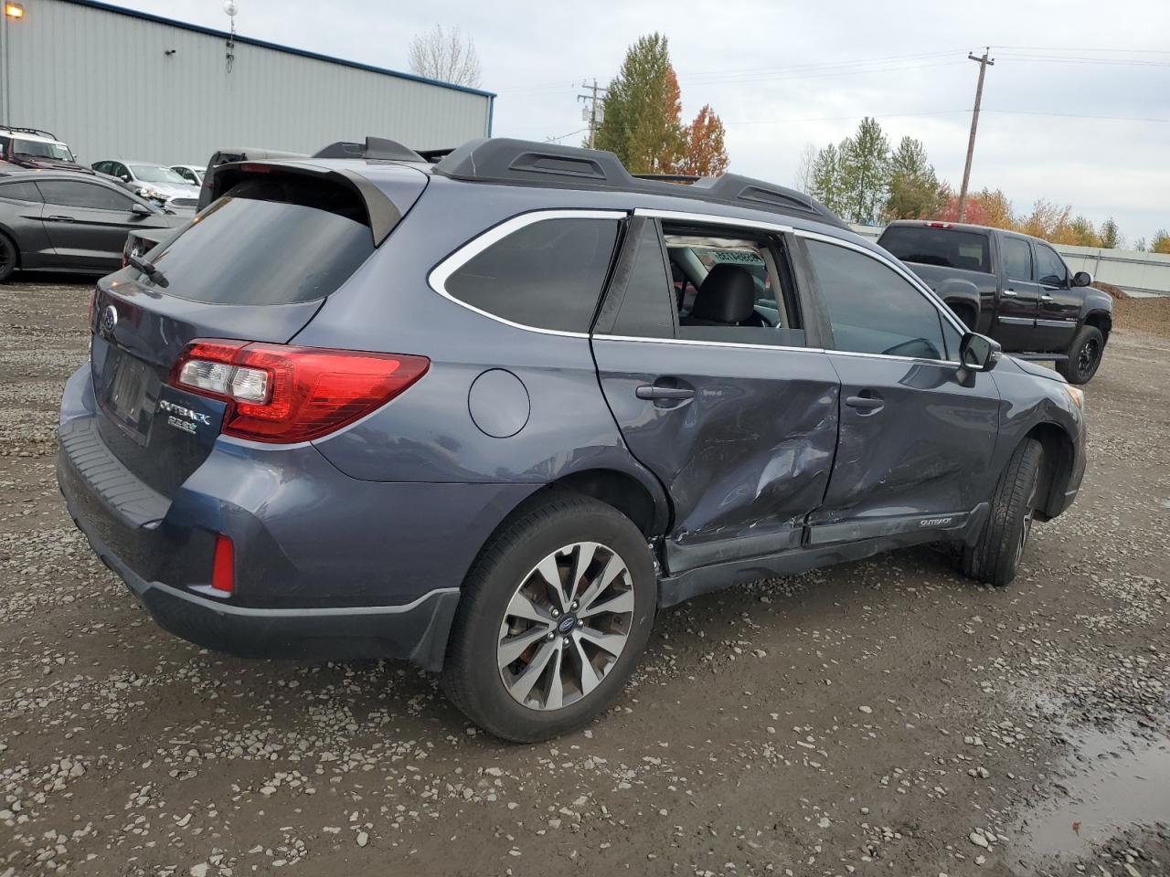 Subaru Outback 2.5i Limited Image 12