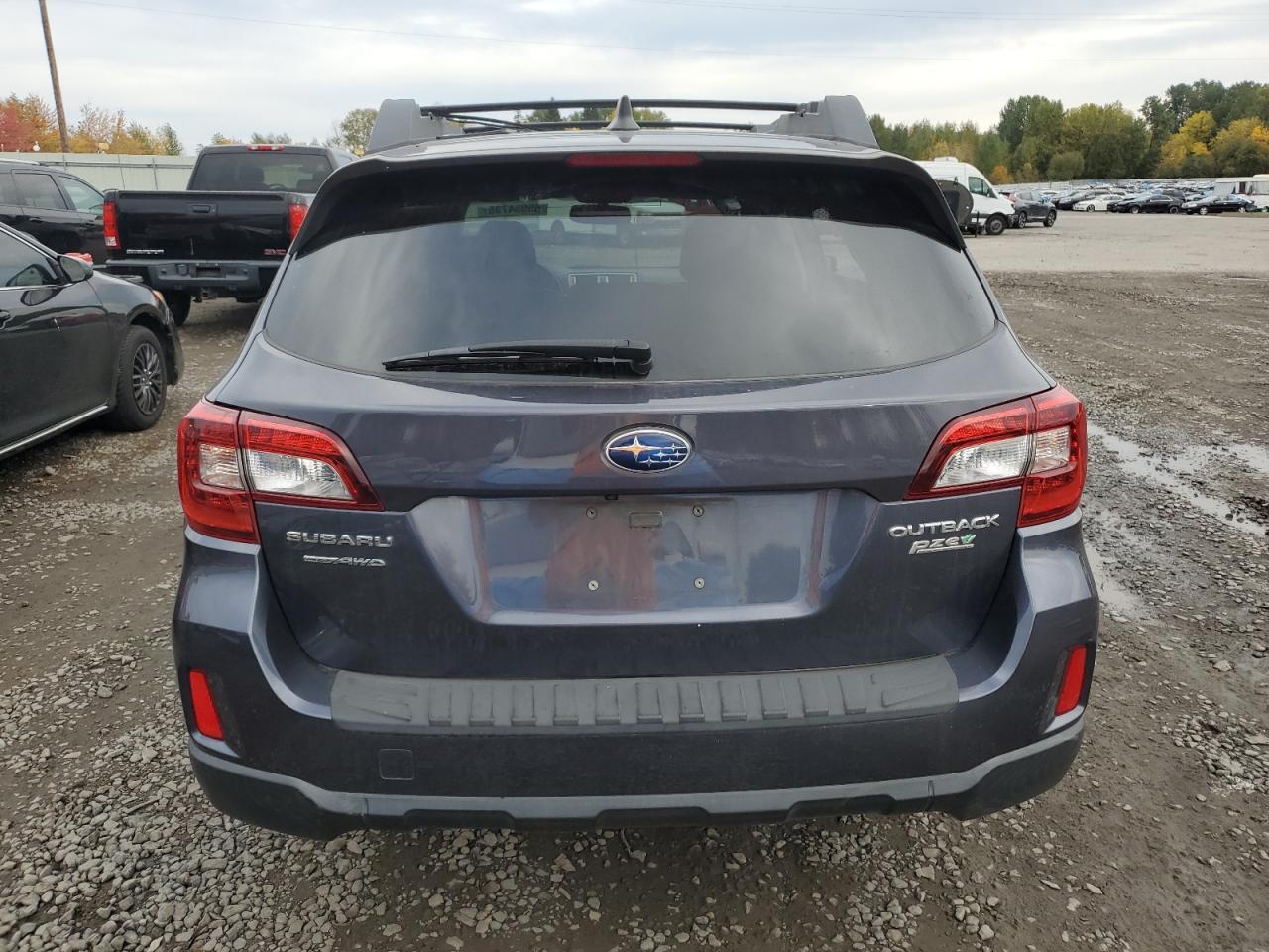 Subaru Outback 2.5i Limited Image 5