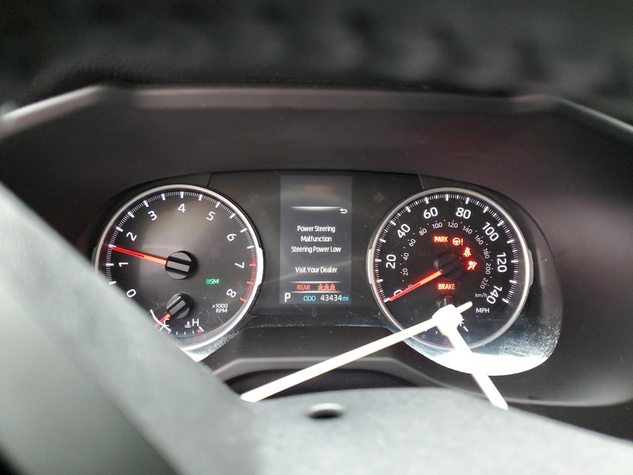 Toyota RAV4 Xle Image 9