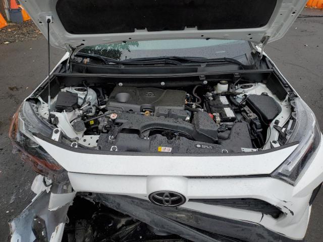 Toyota RAV4 Xle Image 10