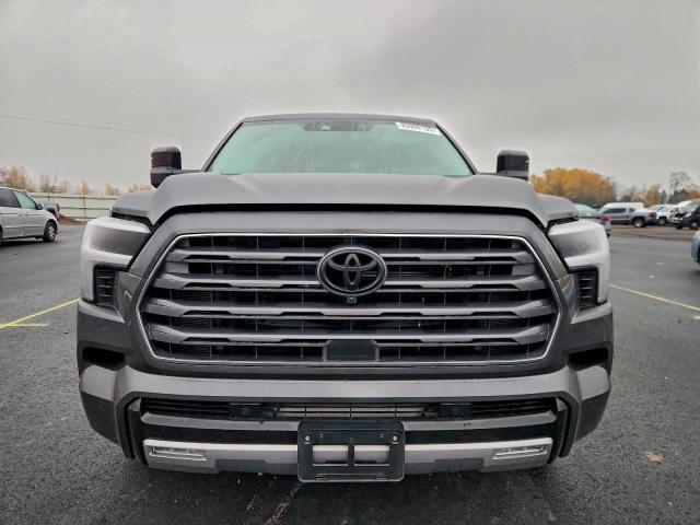 Toyota Sequoia Sr5 Image 12