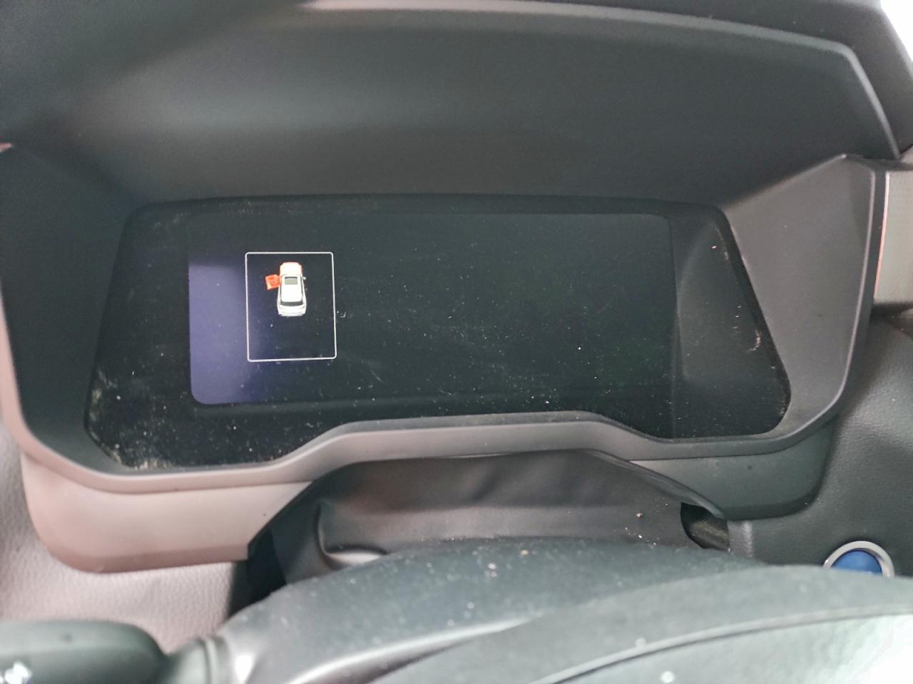 Toyota Sequoia Sr5 Image 5