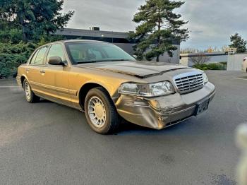  Salvage Ford Crown Vic