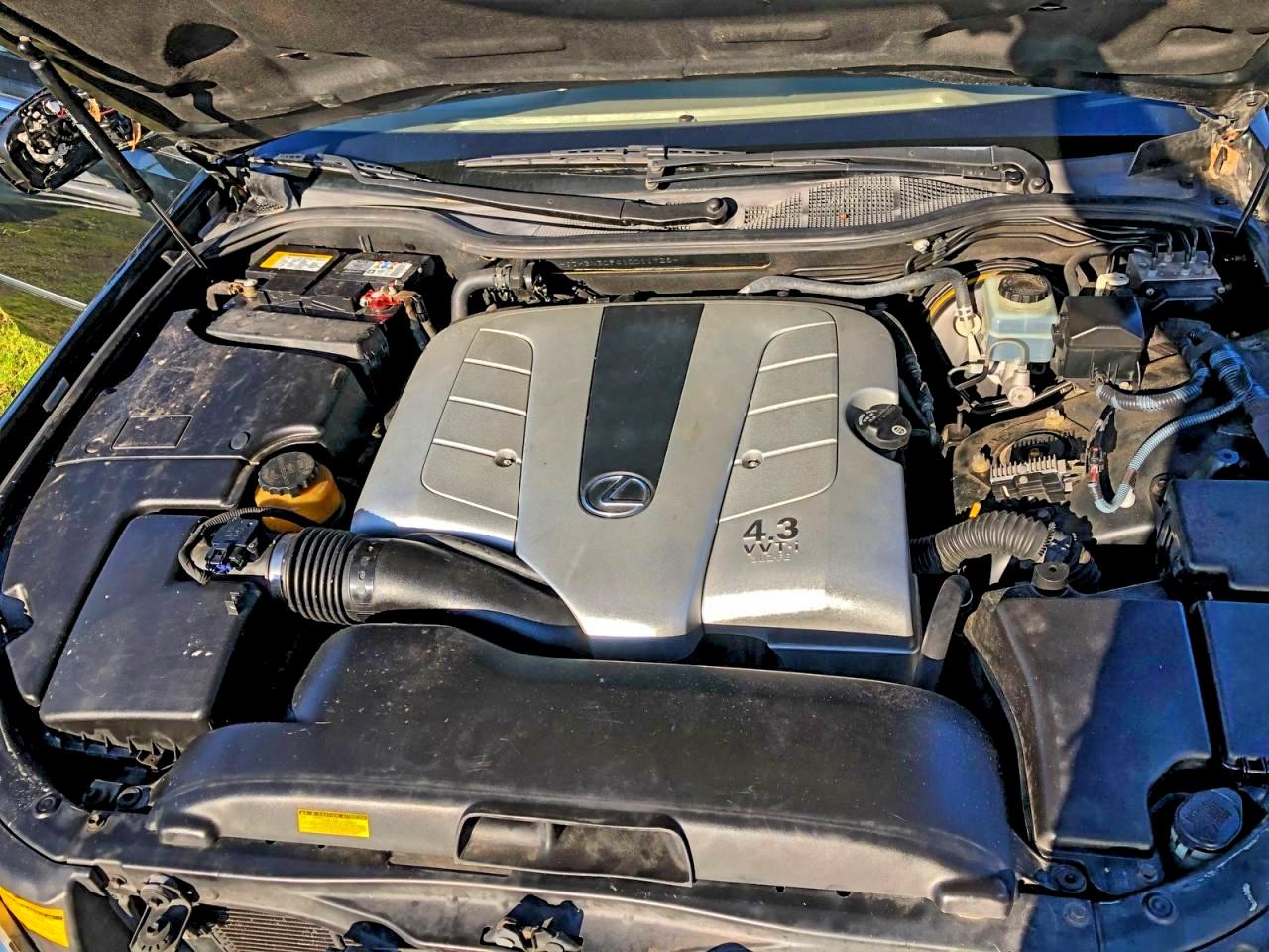 Lexus LS 430 Image 5