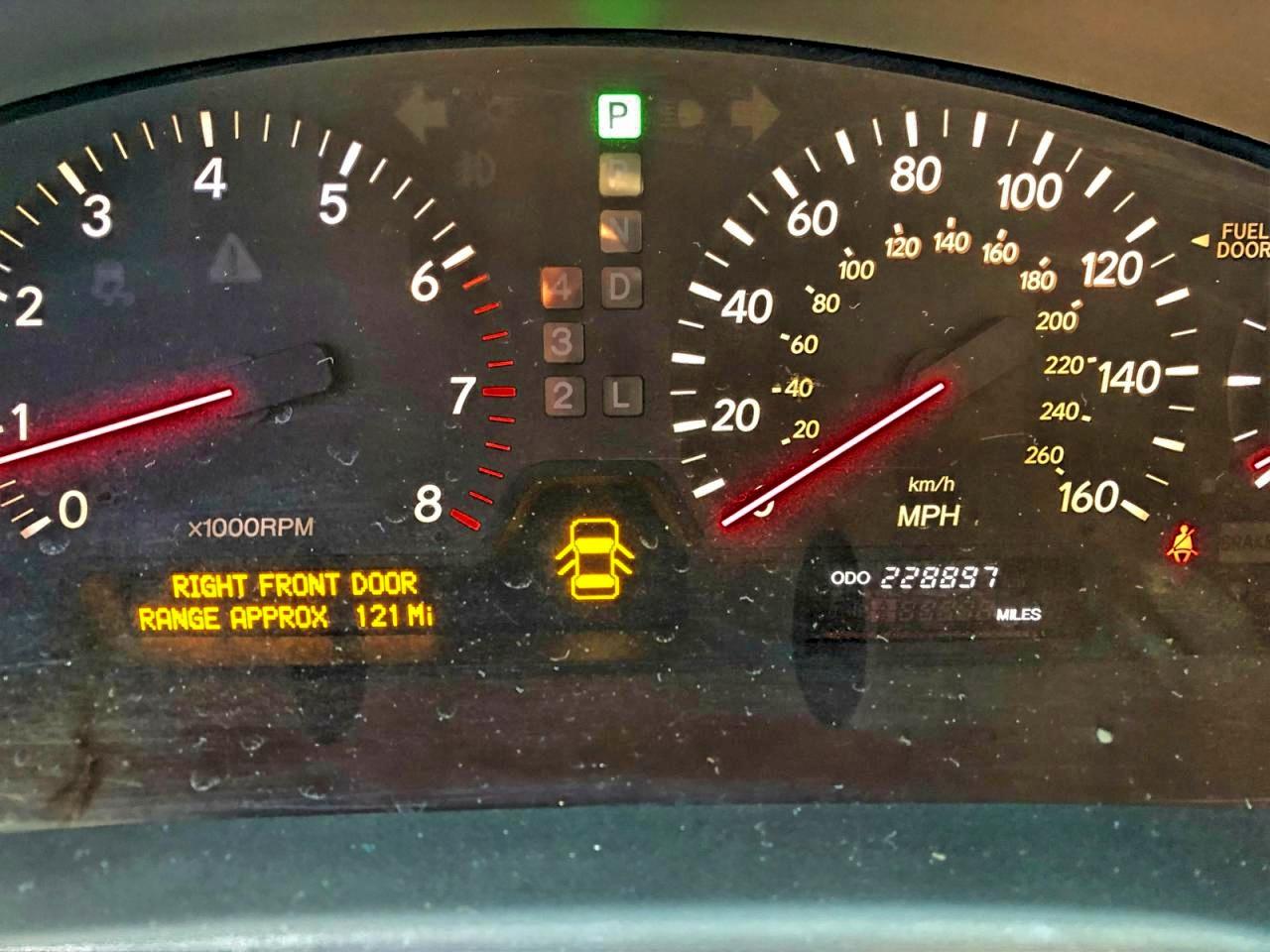 Lexus LS 430 Image 4