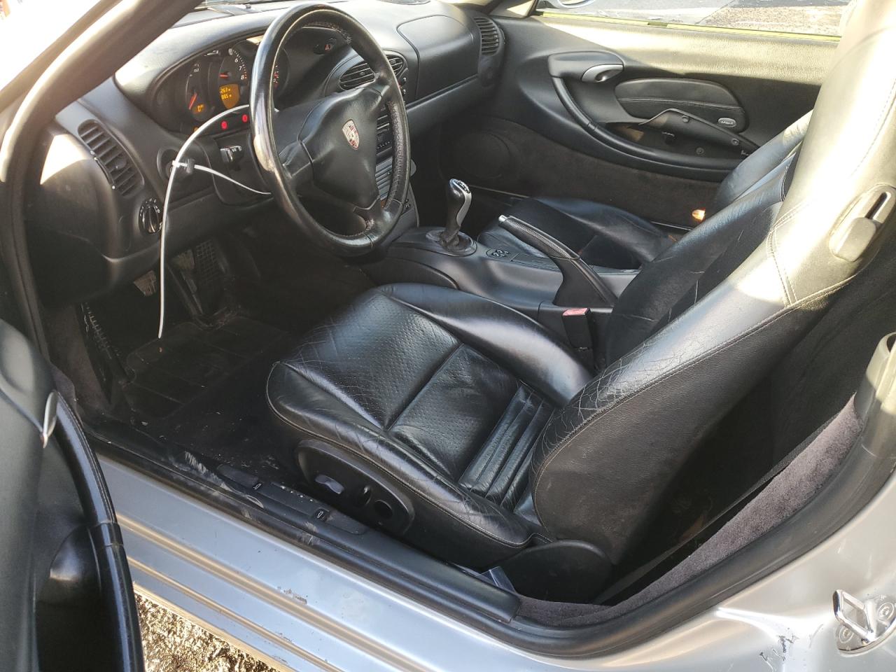 Porsche Boxster Image 8