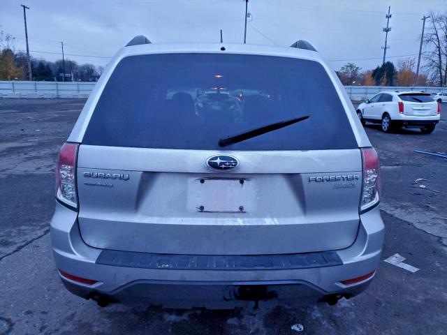 Subaru Forester 2.5x Premium Image 2