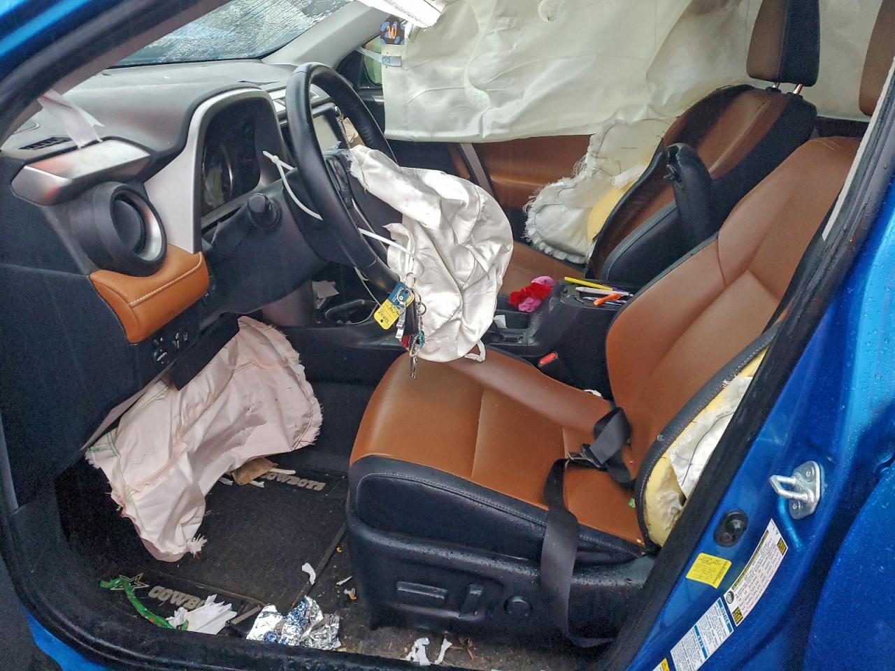 Toyota RAV4 Limited Image 9