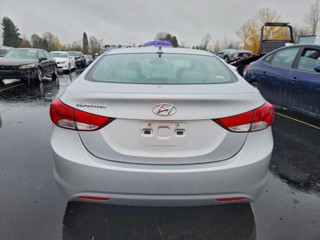Hyundai ELANTRA Gls Image 5